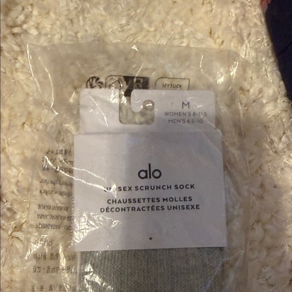 ALO Yoga Other - ALO Yoga Scrunch Socks - Light Gray